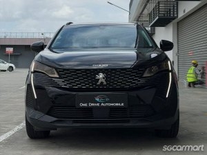 Peugeot 5008 1.2A PureTech EAT8 Allure Premium thumbnail