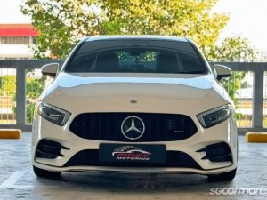 Mercedes-Benz A-Class A200 AMG Line Sunroof thumbnail