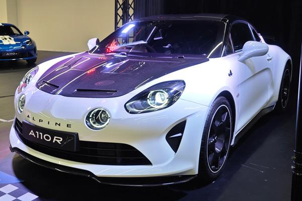 Alpine launches the radical A110 R in Singapore