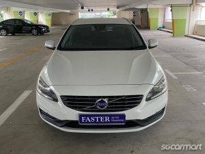 Volvo V60 T2 thumbnail