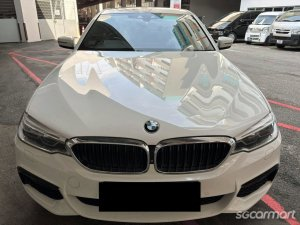 BMW 5 Series 530i M-Sport thumbnail