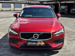 Volvo V60 T4 Momentum thumbnail