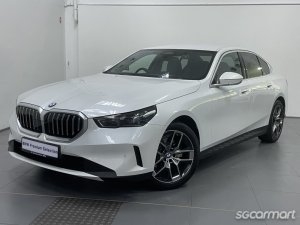 BMW 5 Series 520i Mild Hybrid thumbnail