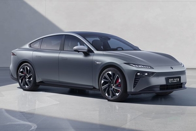 007 Electric thumbnail