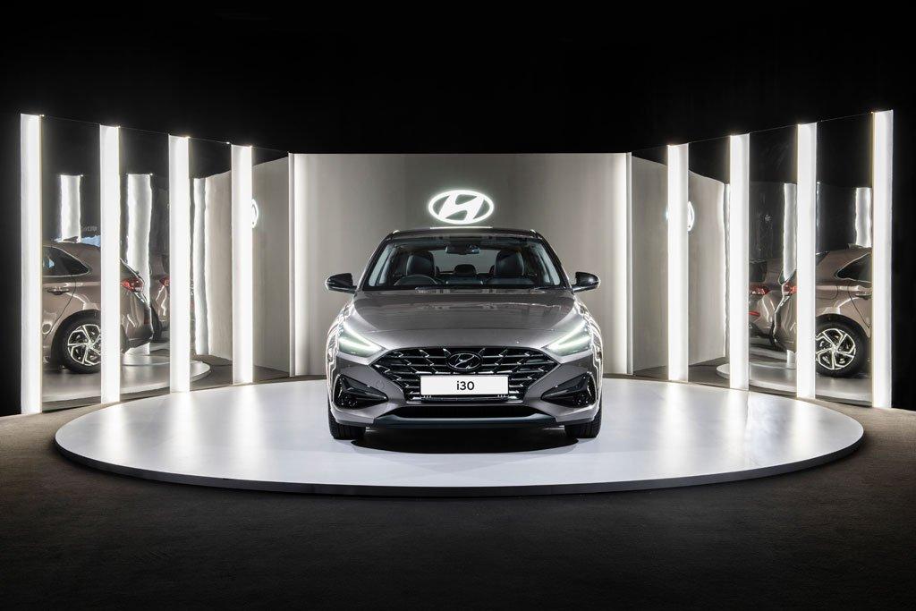 The refreshed Hyundai i30 Hatchback - sleek, safe and more