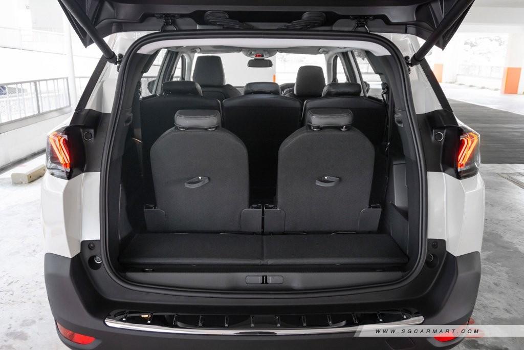 Peugeot 5008 1.2 PureTech EAT8 Allure Premium 7-Seater (A
