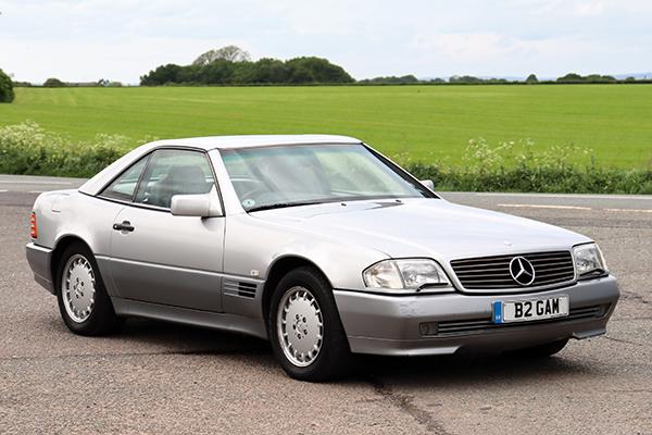 Special Mercedes-Benz 500SL heads to auction