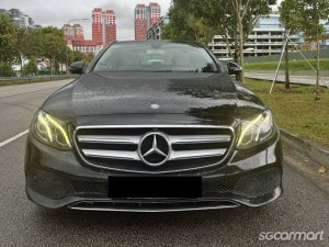 Mercedes-Benz E-Class E200 Avantgarde thumbnail
