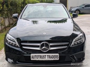 Mercedes-Benz C-Class C180 Avantgarde thumbnail