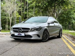 Mercedes-Benz CLA-Class CLA180 Urban thumbnail
