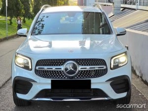 Mercedes-Benz GLB-Class GLB180 AMG Line thumbnail