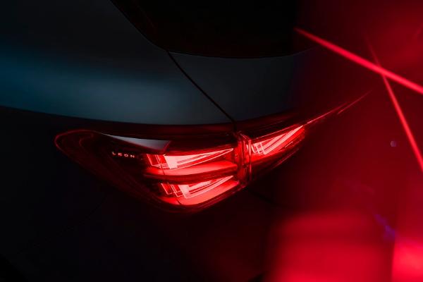 Cupra teases its new Formentor and Leon